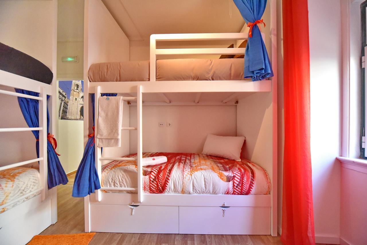 Train Hostel *