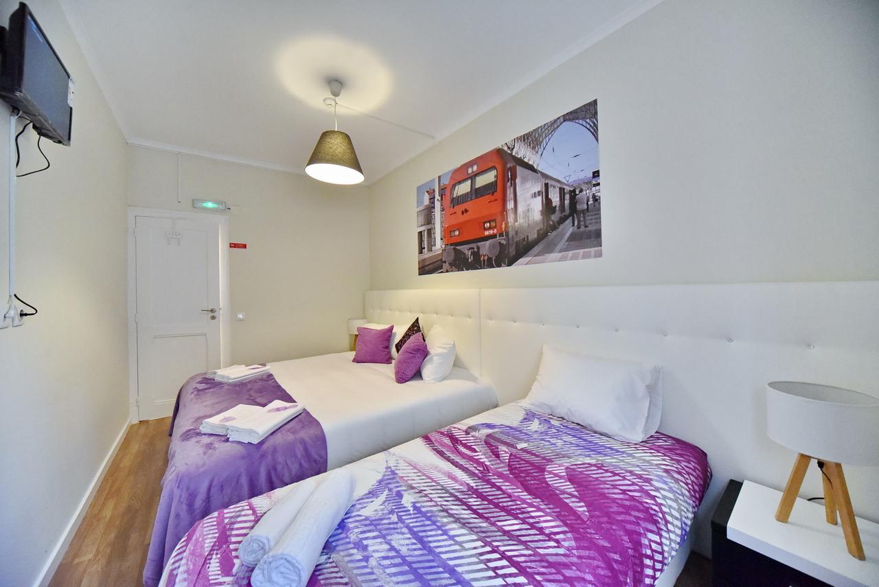 Train Hostel *