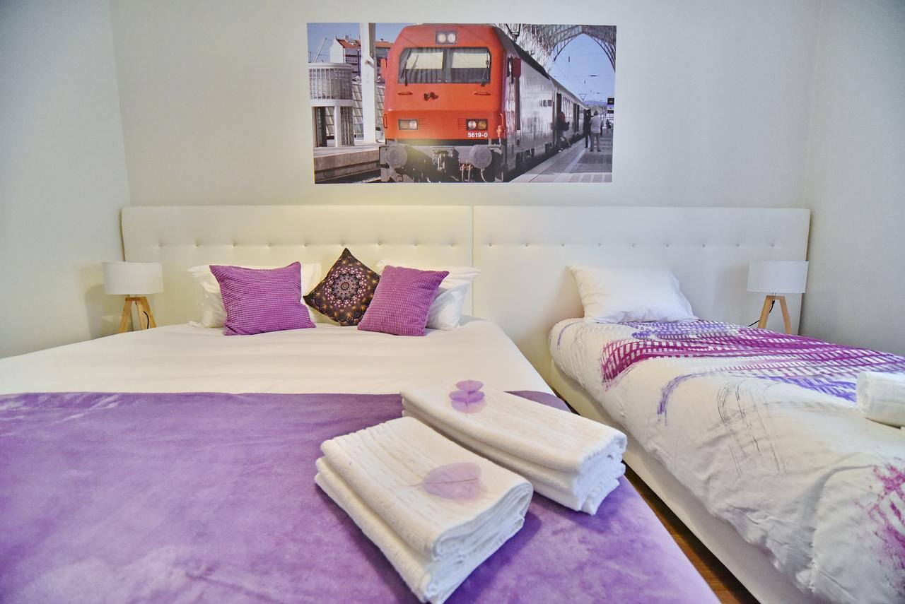 Hostel Train *